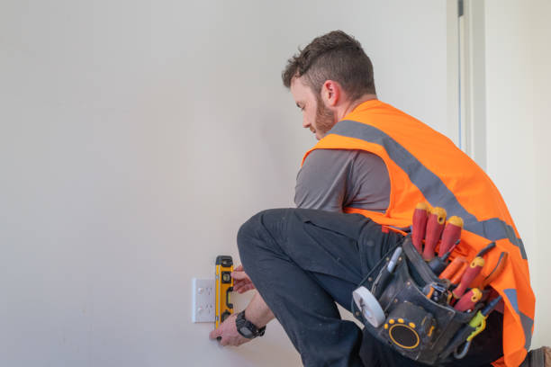 Best Local Electrician Companies  in Richland, WA